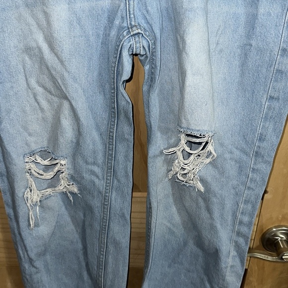 Muselook Distressed Light Blue Women's High Rise Distressed Mom Jeans - Picture 2 of 6